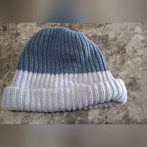 Women's Two Tone Blue Beanie Hat